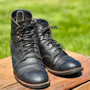 Red Wing Iron Ranger 8086 MEN'S 6-INCH BOOT IN CHARCOAL ROUGH & TOUGH LEATHER